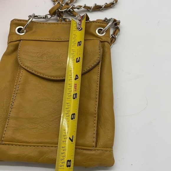 Rustic Couture’s Gold Leather Crossbody Bag. SM1717 - Picture 5 of 7